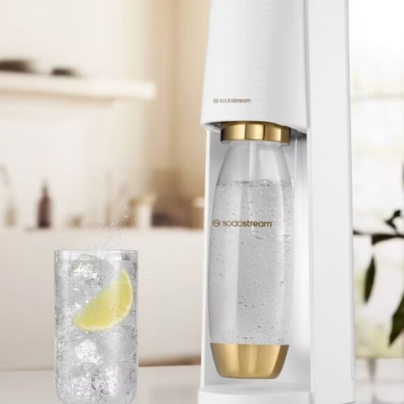 Limited Edition SodaStream Terra Sparkling Water Maker with Bottle - Picture 1 of 5